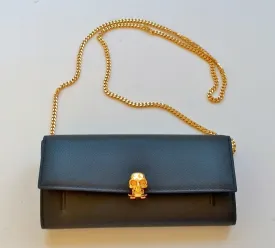 Alexander McQueen Skull Clutch Chain Bag in Black Leather