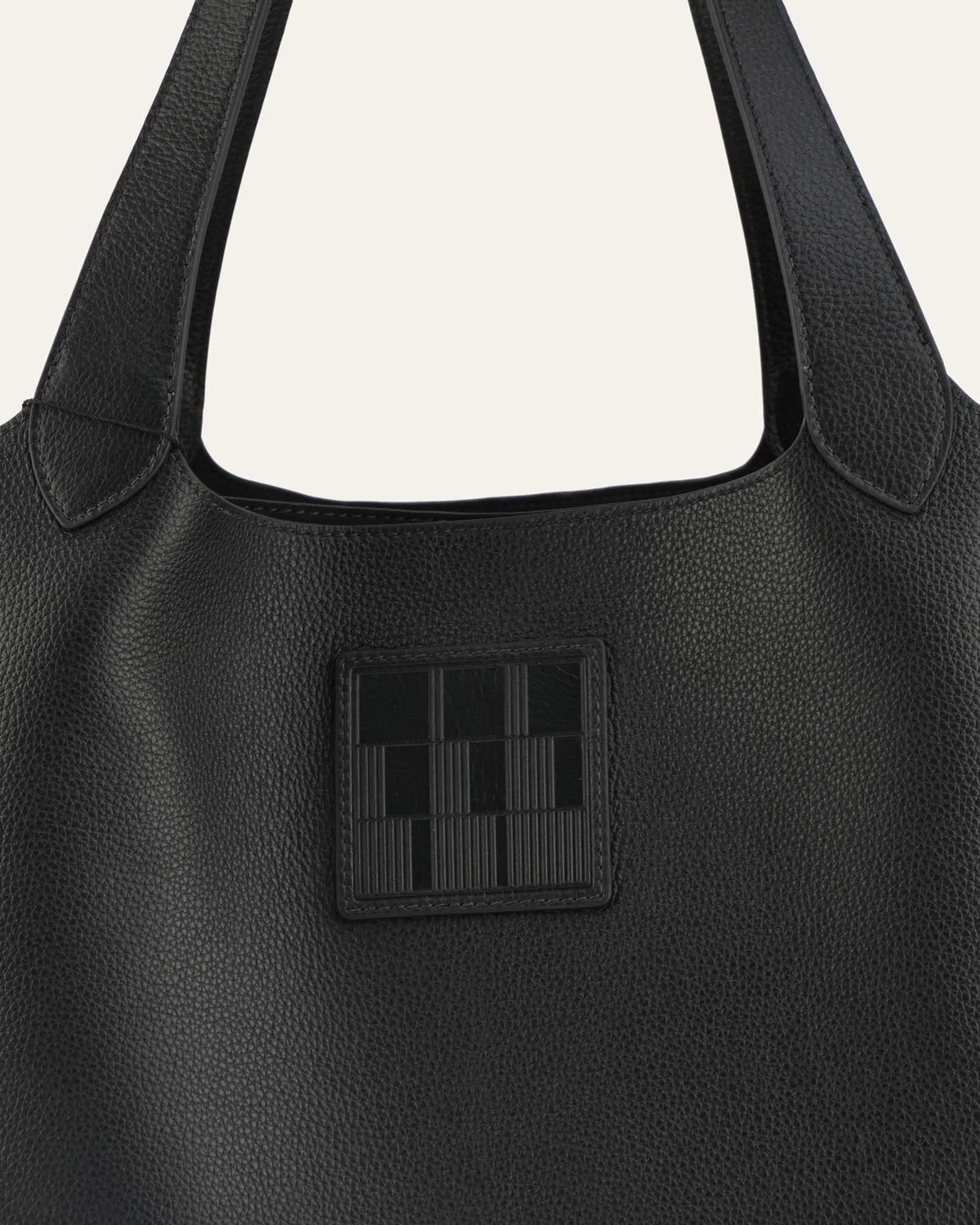 ALPHA TOTE BAG BLACK LEATHER