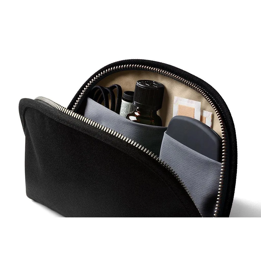 Bellroy Classic Pouch