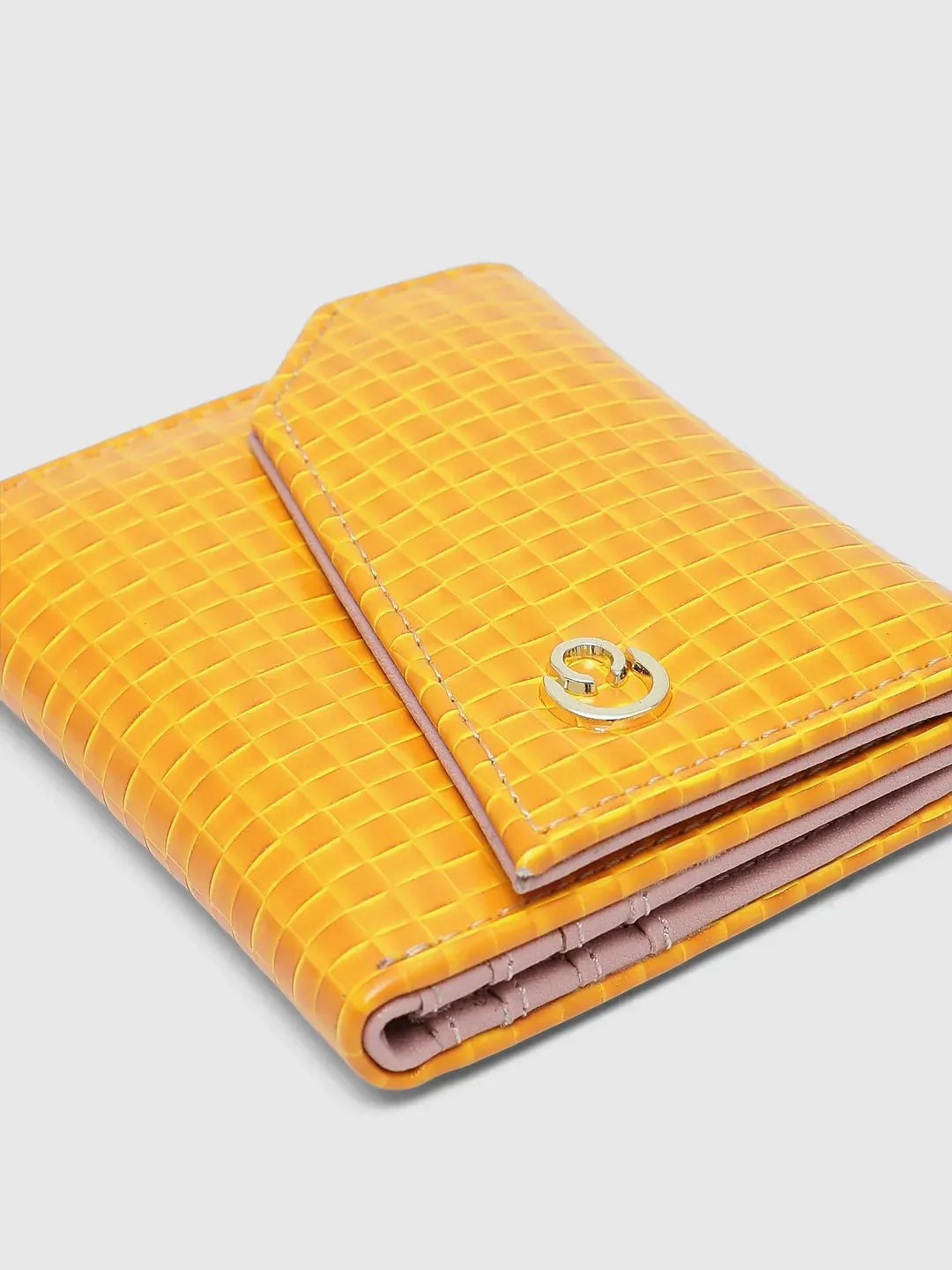 Caprese Ernesa Wallet Small Yellow