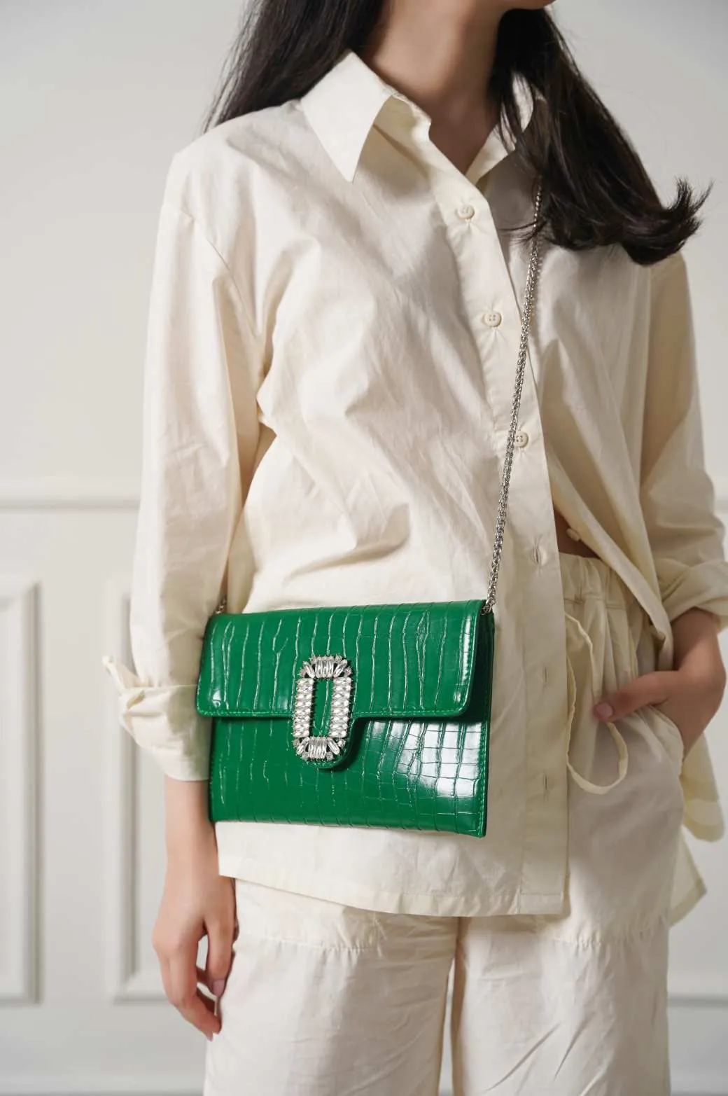 ELLIE CROSSBODY CLUTCH