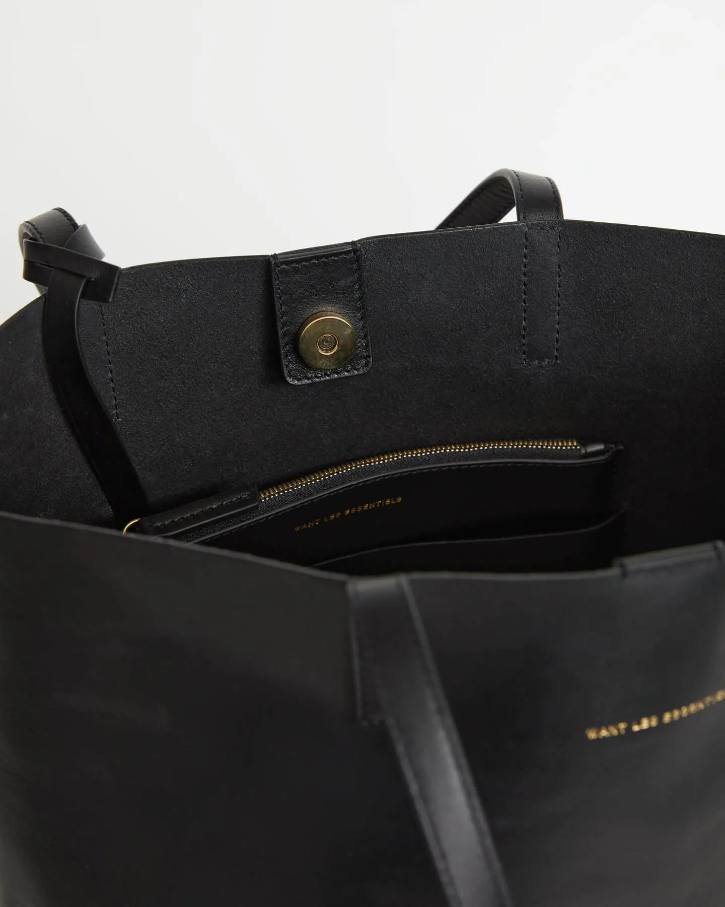 Logan Vertical Leather Tote