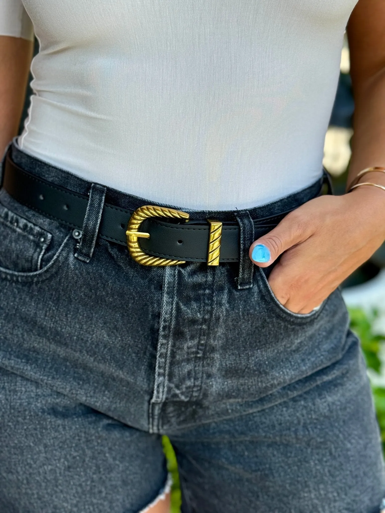 Ripple Buckle Belt