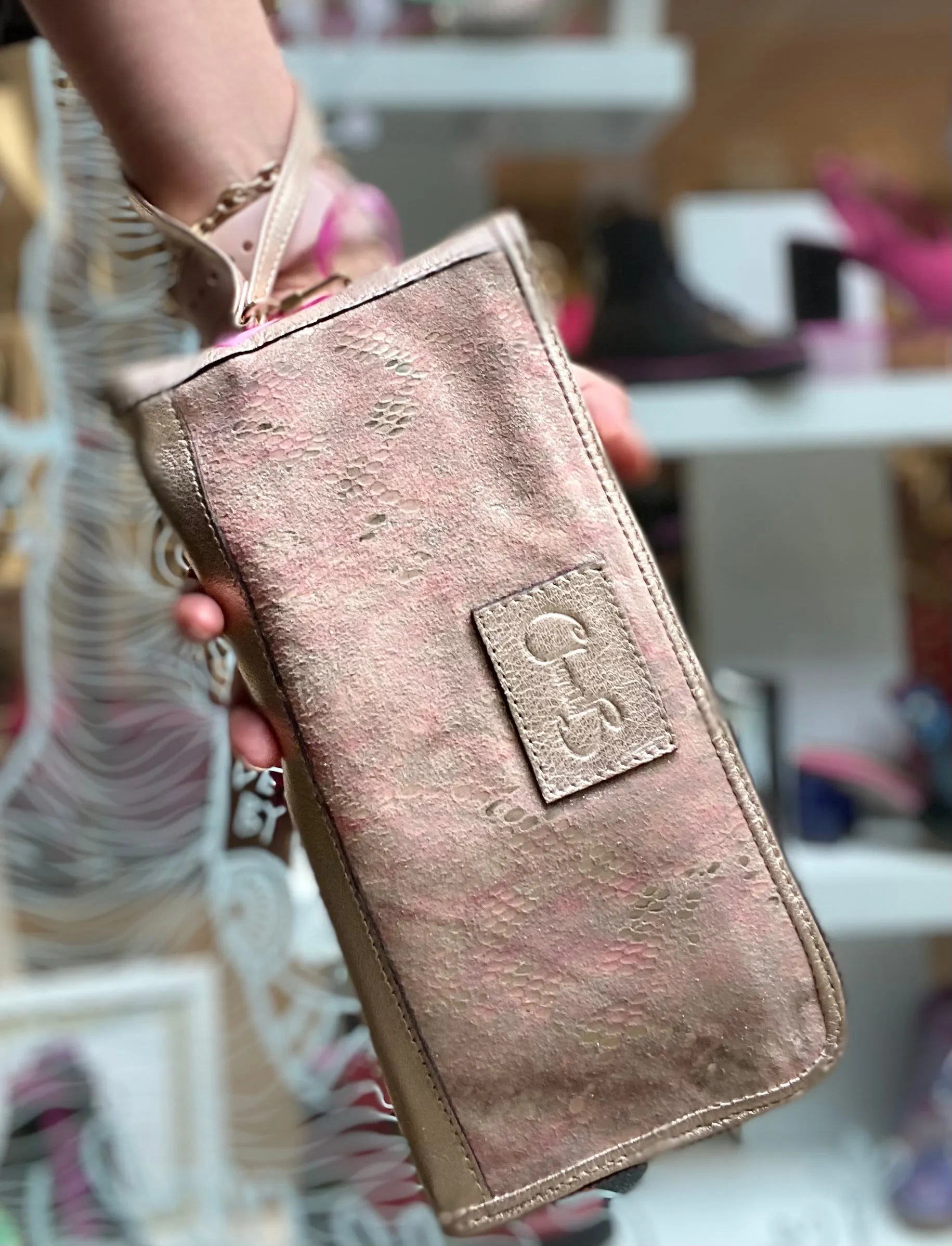 Savon - Champagne Pink wallet clutch