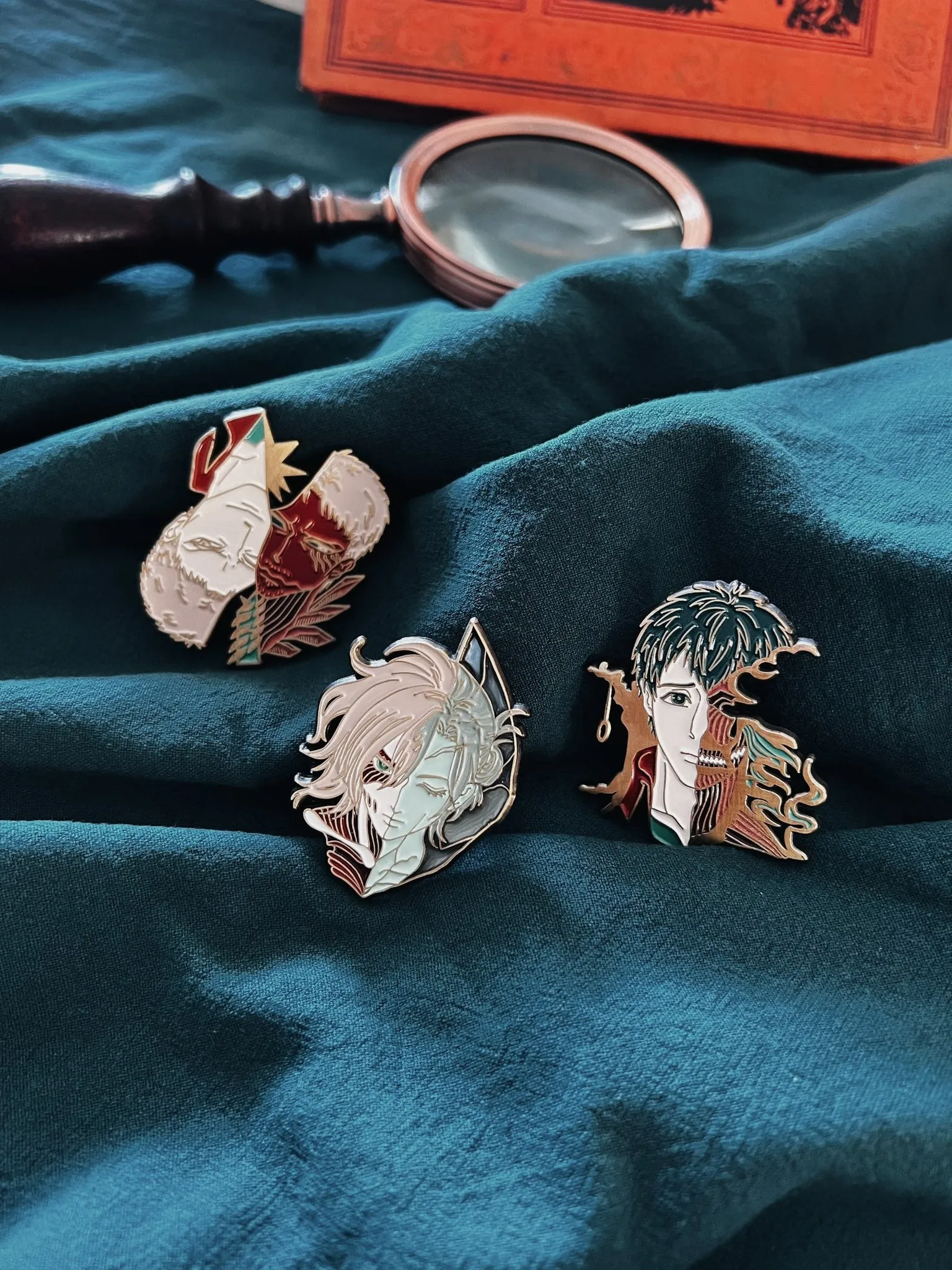 【Single】Attack on Titan Enamel Pins