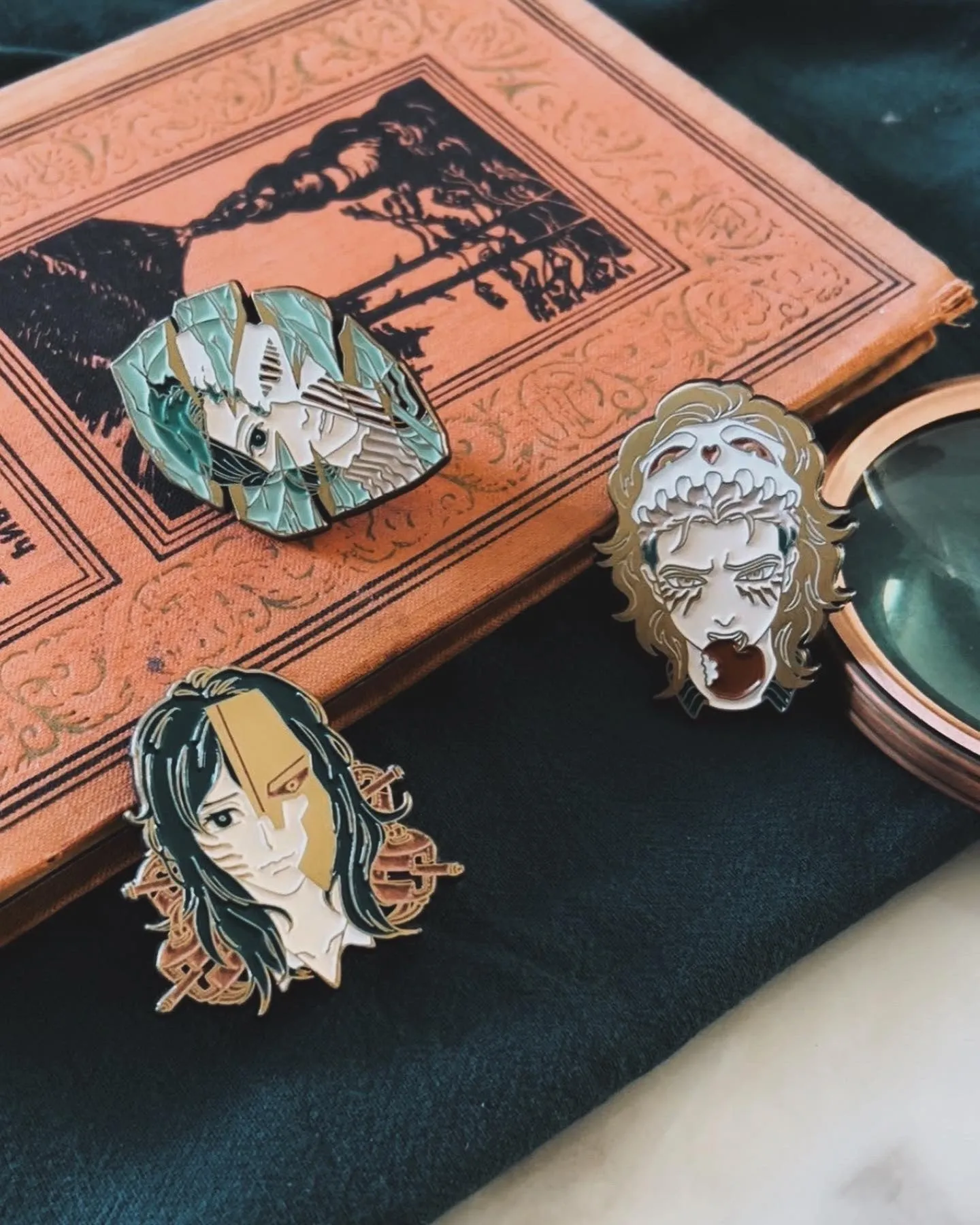 【Single】Attack on Titan Enamel Pins