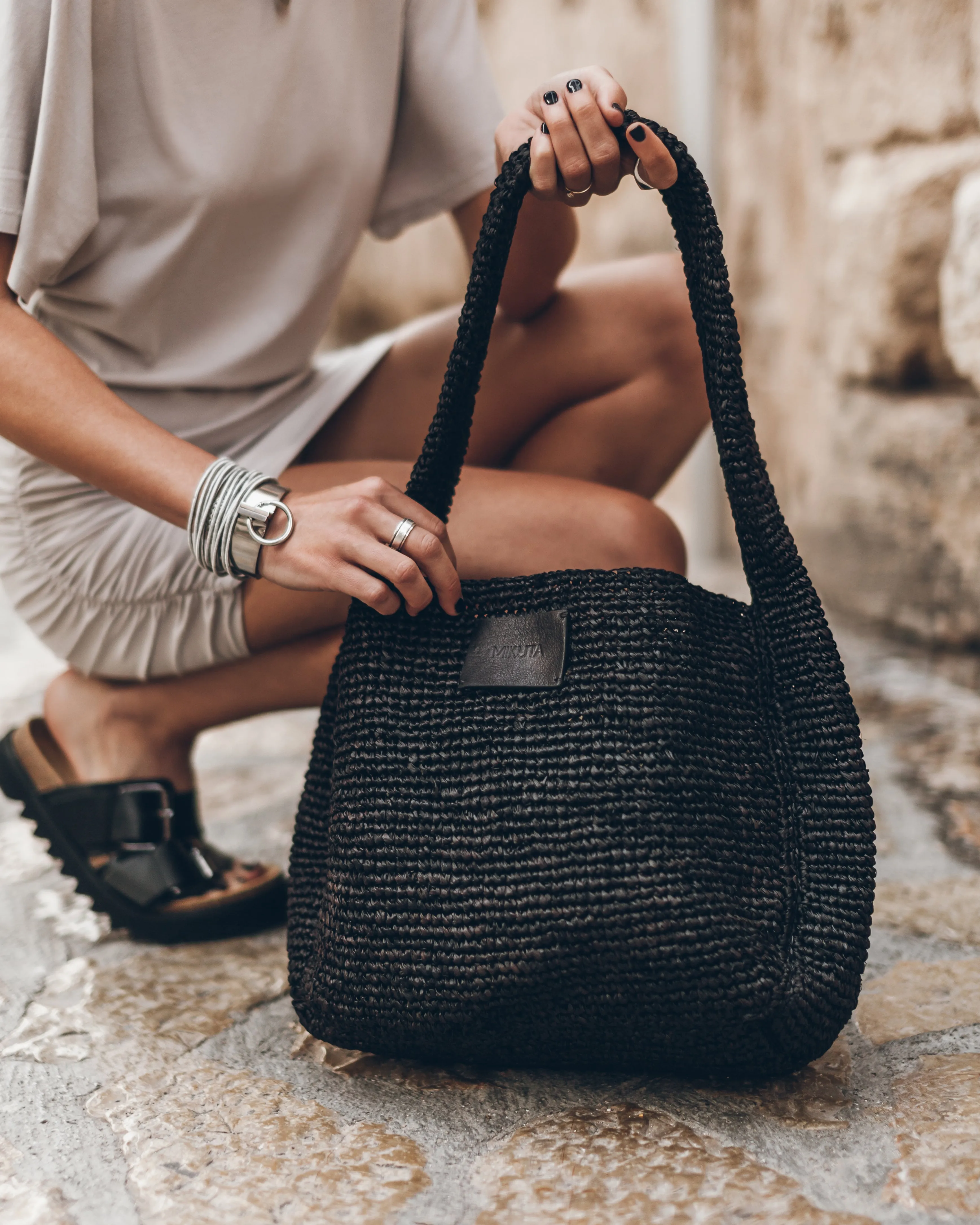 The Black Relaxed Raffia Bag