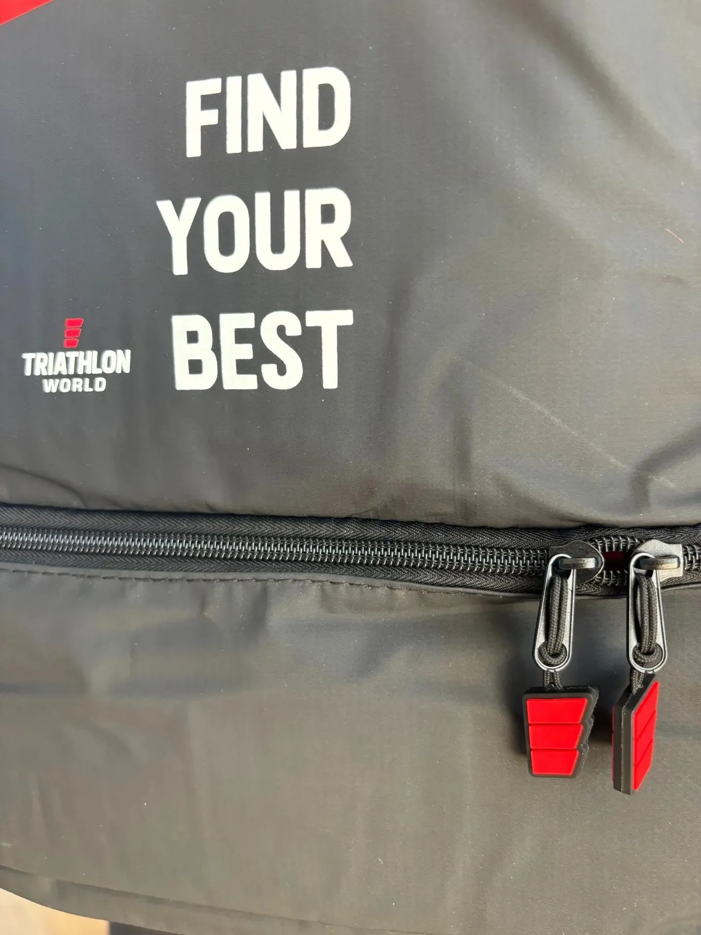 TriathlonWorld | Transition Bag | Black / Red