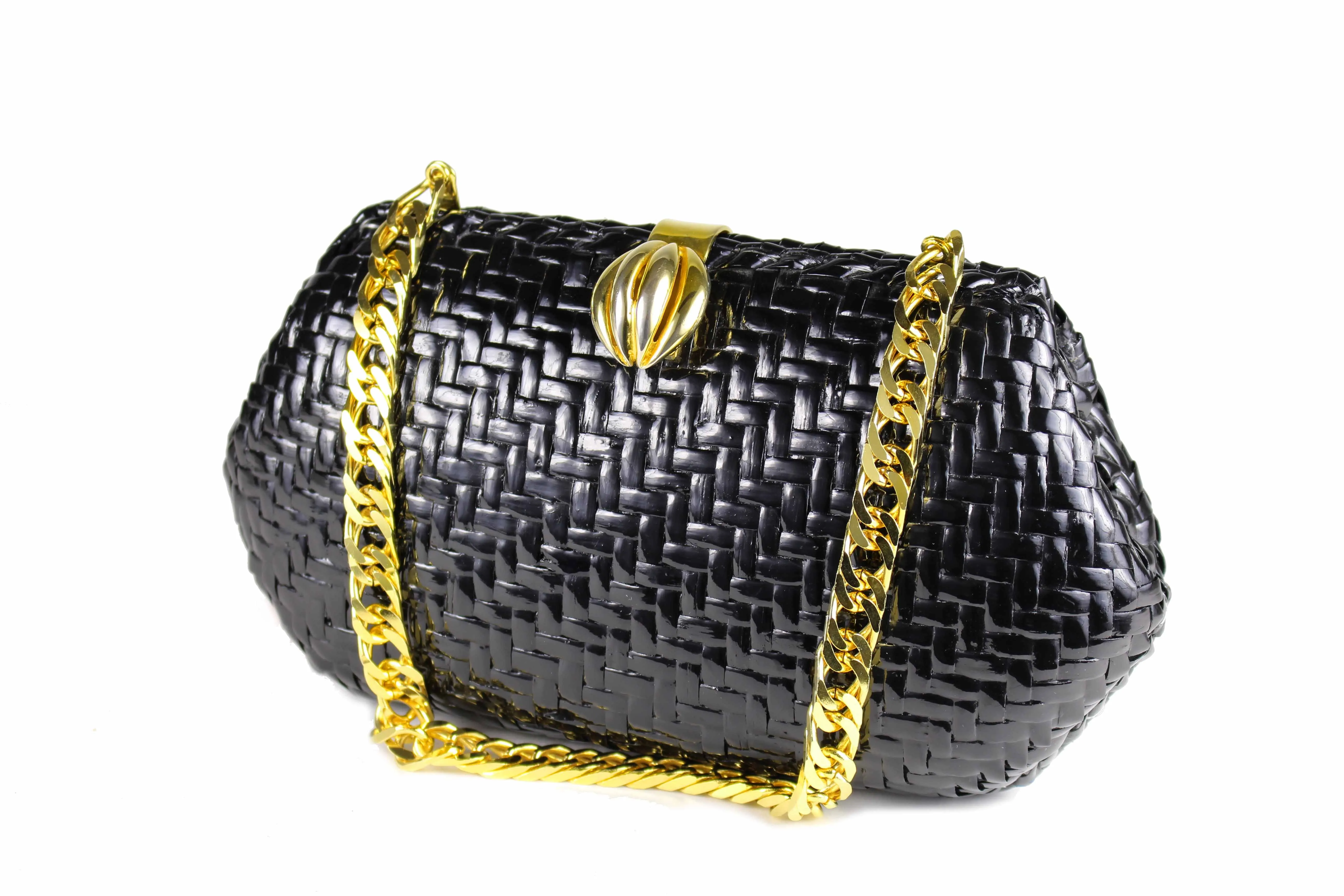 VANESSA black wicker clutch